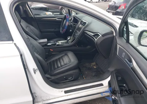 2013 Ford Fusion Energi Se Luxury z USA, uszkodzony, nr VIN 3FA6P0PU9DR285761